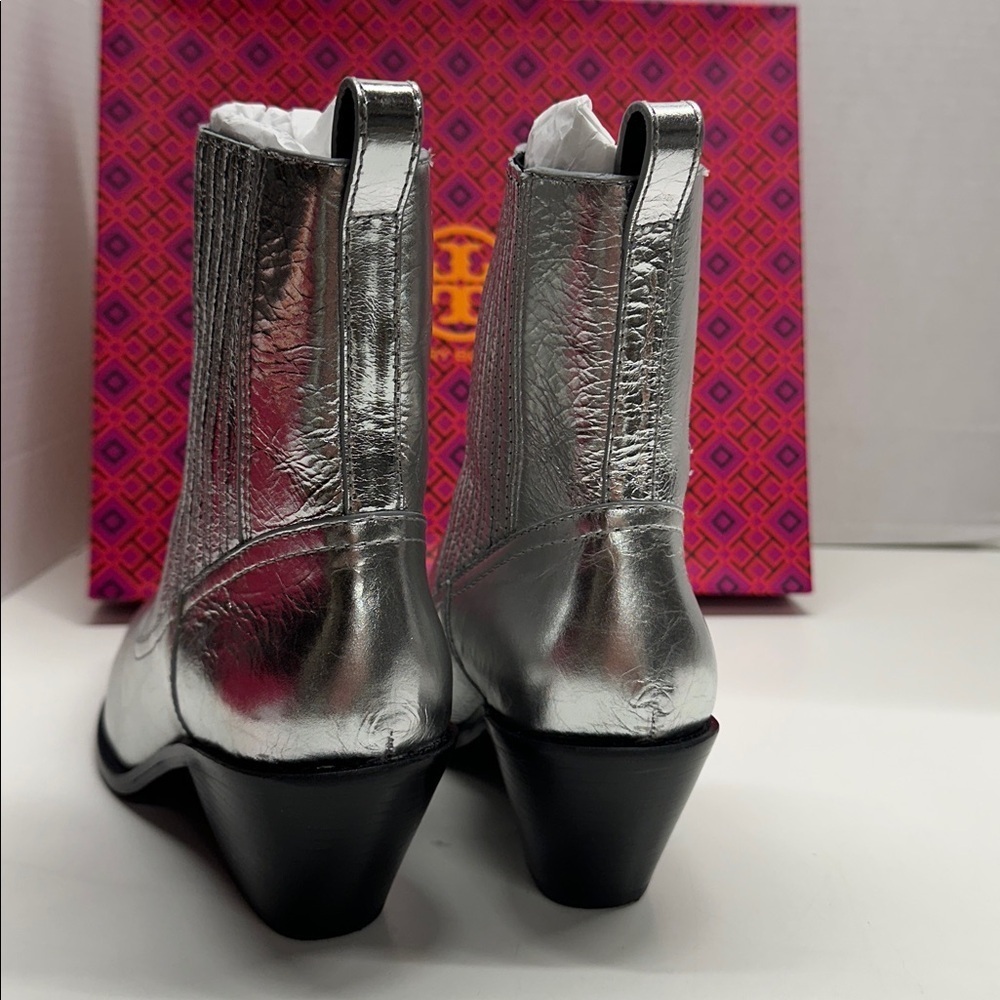 Tory Burch Western Ankle Boots Heeled Booties Leather Metallic Silver Size 8 - Picture 3 of 9